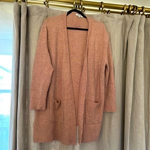 Madewell cardigan. Pink. XL. Worn once or twice. Super soft and cozy!